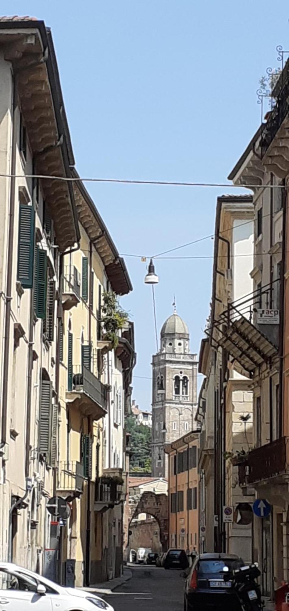 Circolo Vitale, Little Verona Bagian luar foto